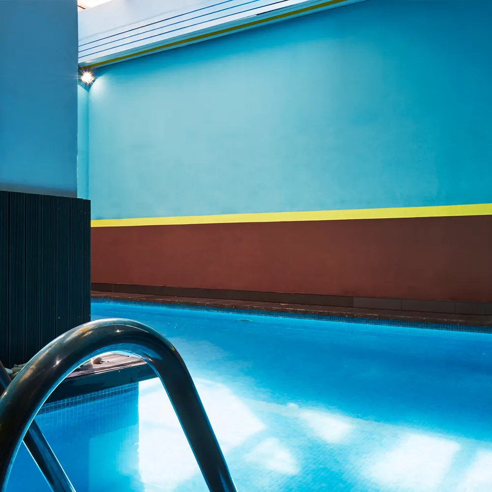 Piscine intérieure chauffée