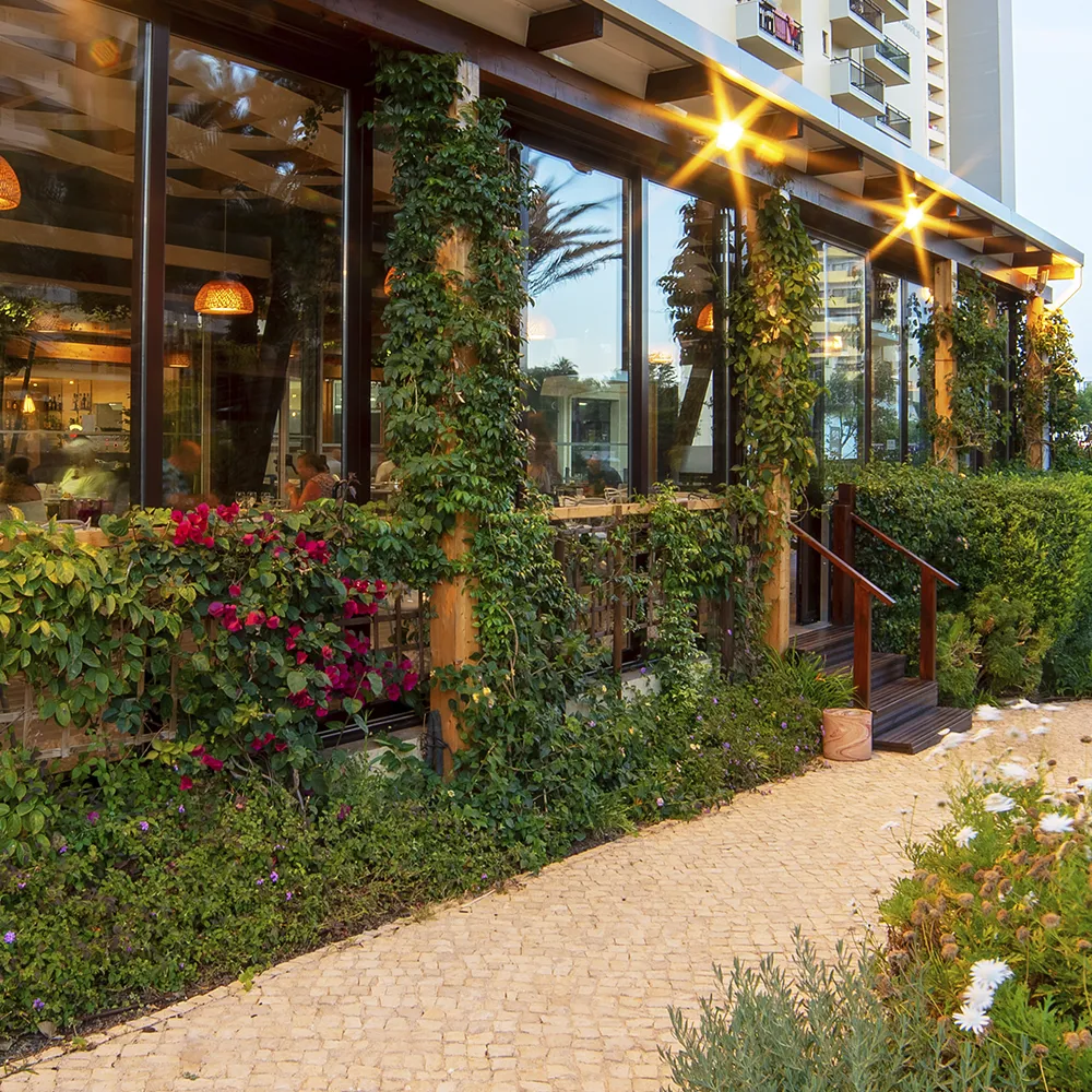 Terrasse vitrée du restaurant