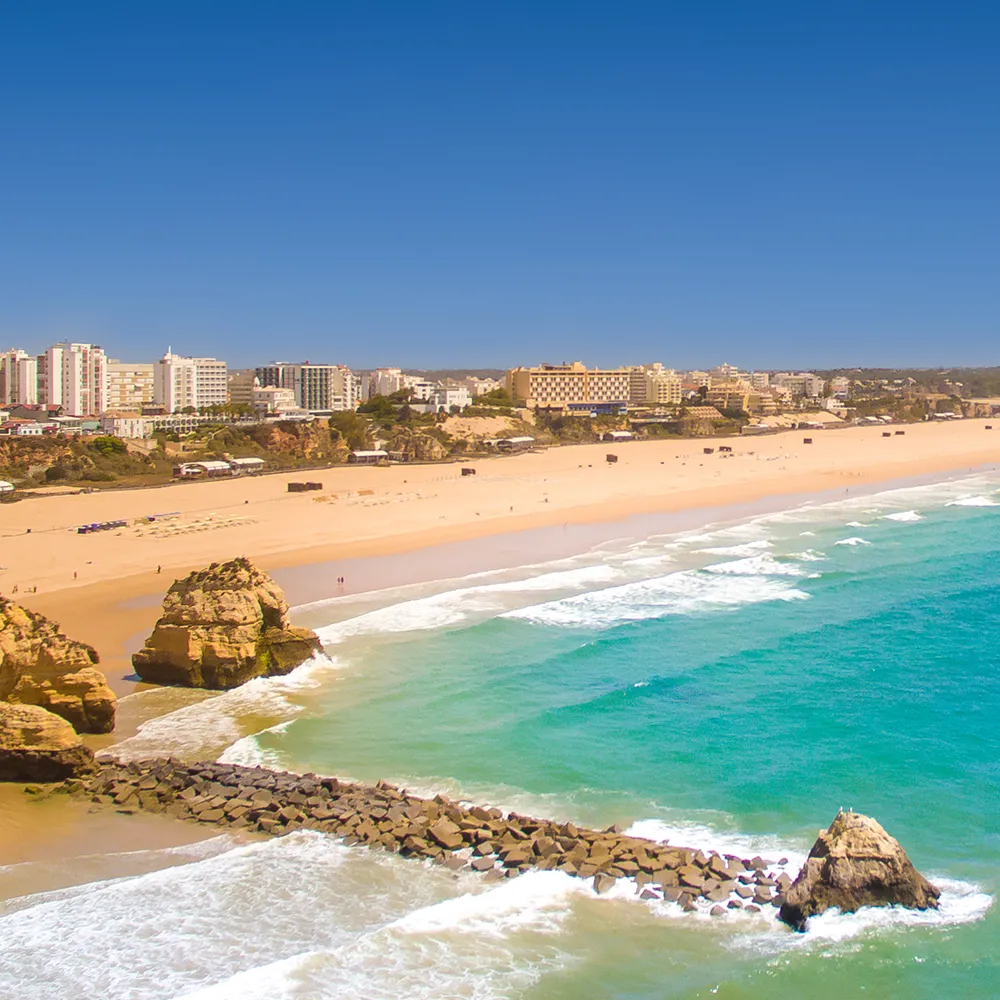 Vista aérea da Praia da Rocha