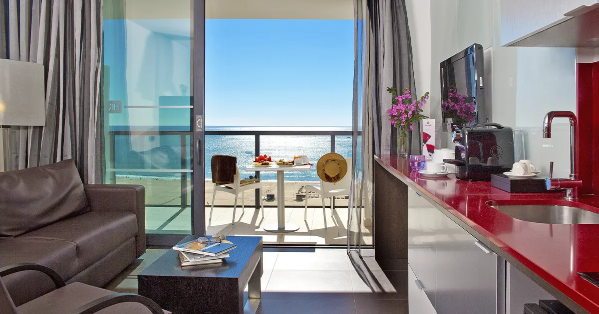 Uma localização única à beira-mar na Praia da Rocha | RR Hotel da Rocha